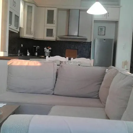 Three Palm House * Параспорос