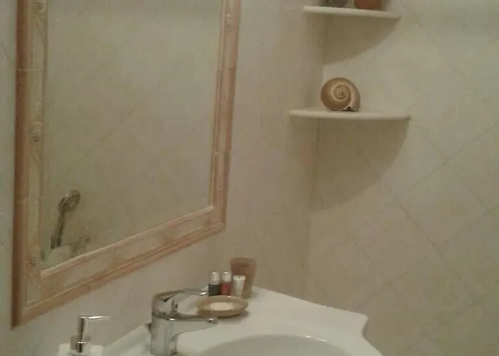 Apartment Three Palm House Parasporos